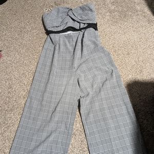 Black and white jumper